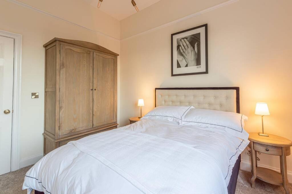 Luxury Apartment Rowntree House Across From The Shambles York Exteriör bild