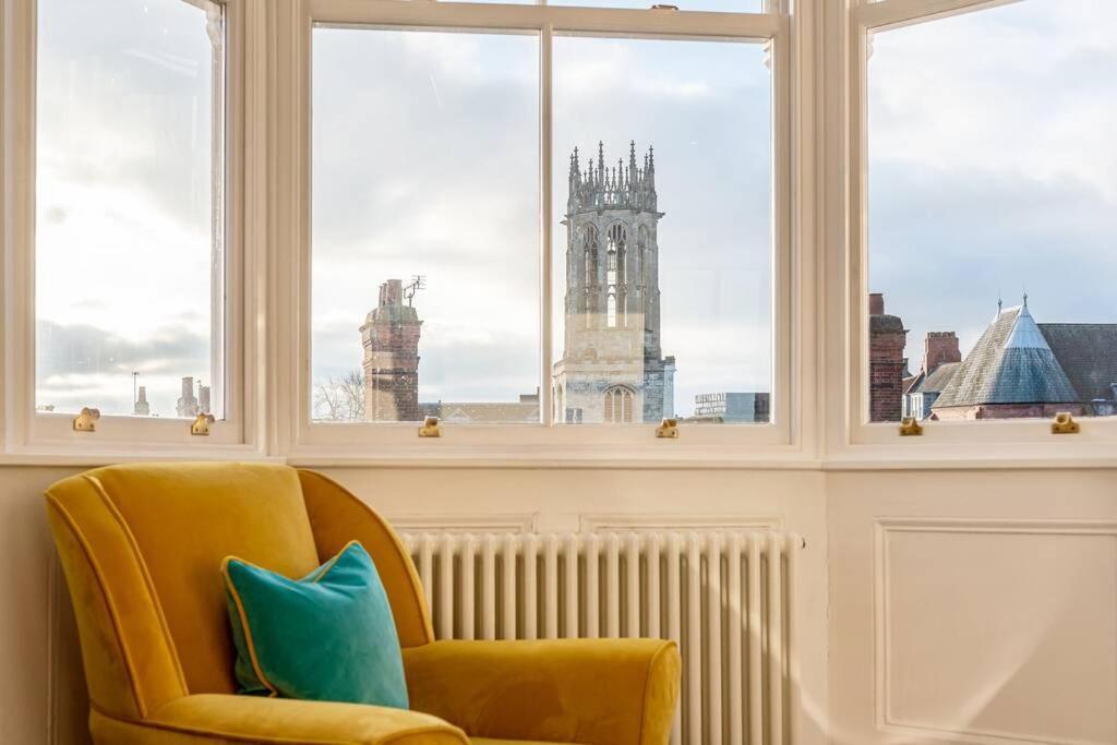 Luxury Apartment Rowntree House Across From The Shambles York Exteriör bild