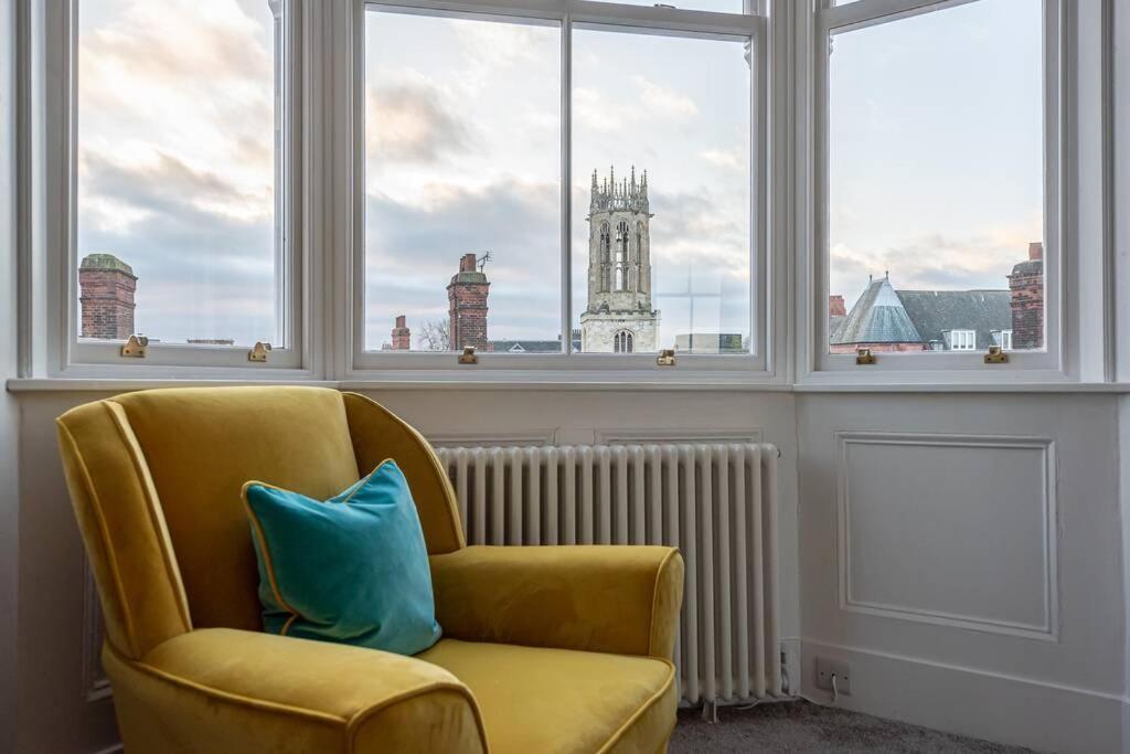 Luxury Apartment Rowntree House Across From The Shambles York Exteriör bild